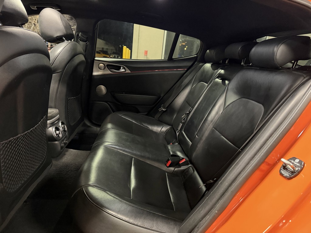 2019 Kia Stinger Image 29