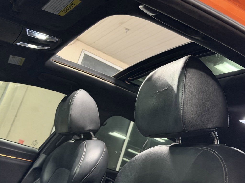 2019 Kia Stinger Image 31