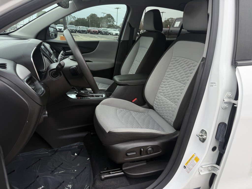 2021 Chevrolet Equinox Image 24