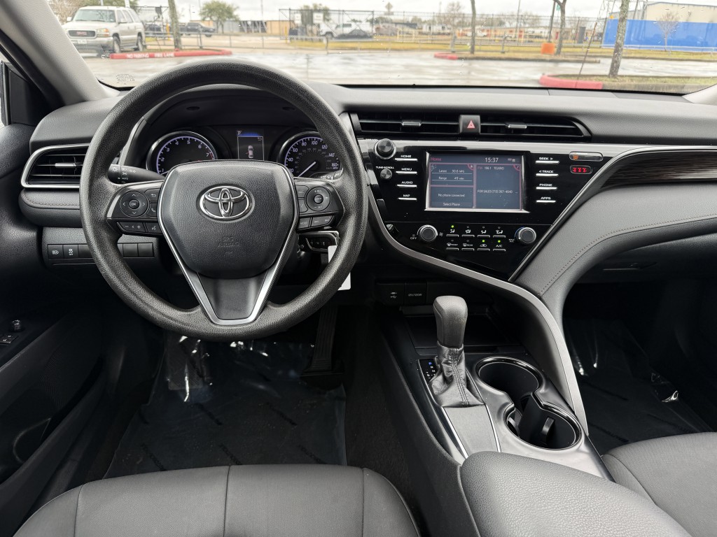 2019 Toyota Camry Image 14