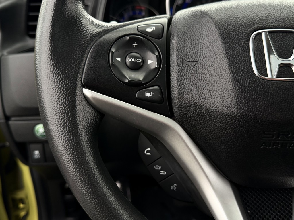 2017 Honda Fit Image 16