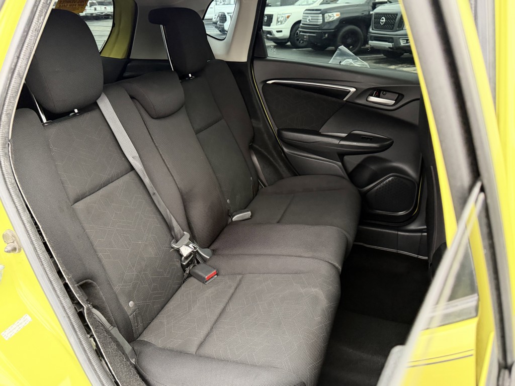 2017 Honda Fit Image 25