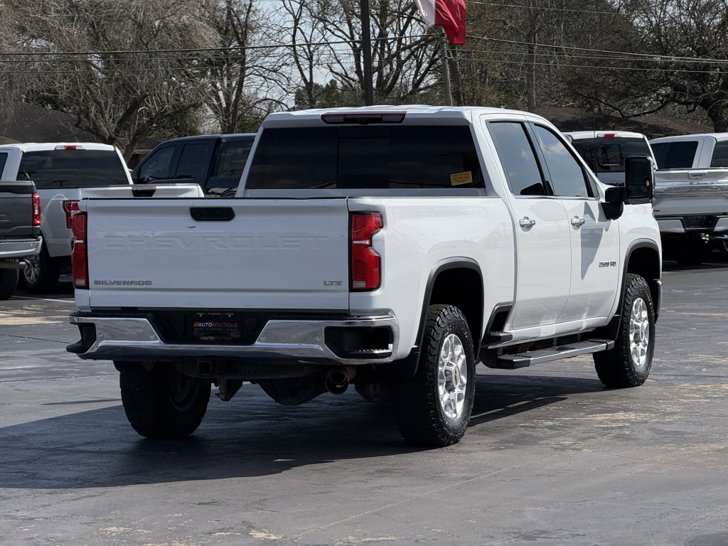 2024 Chevrolet Silverado 1500 Image 9