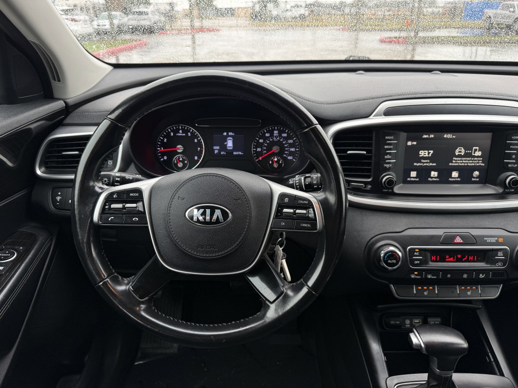 2019 Kia Sorento Image 17