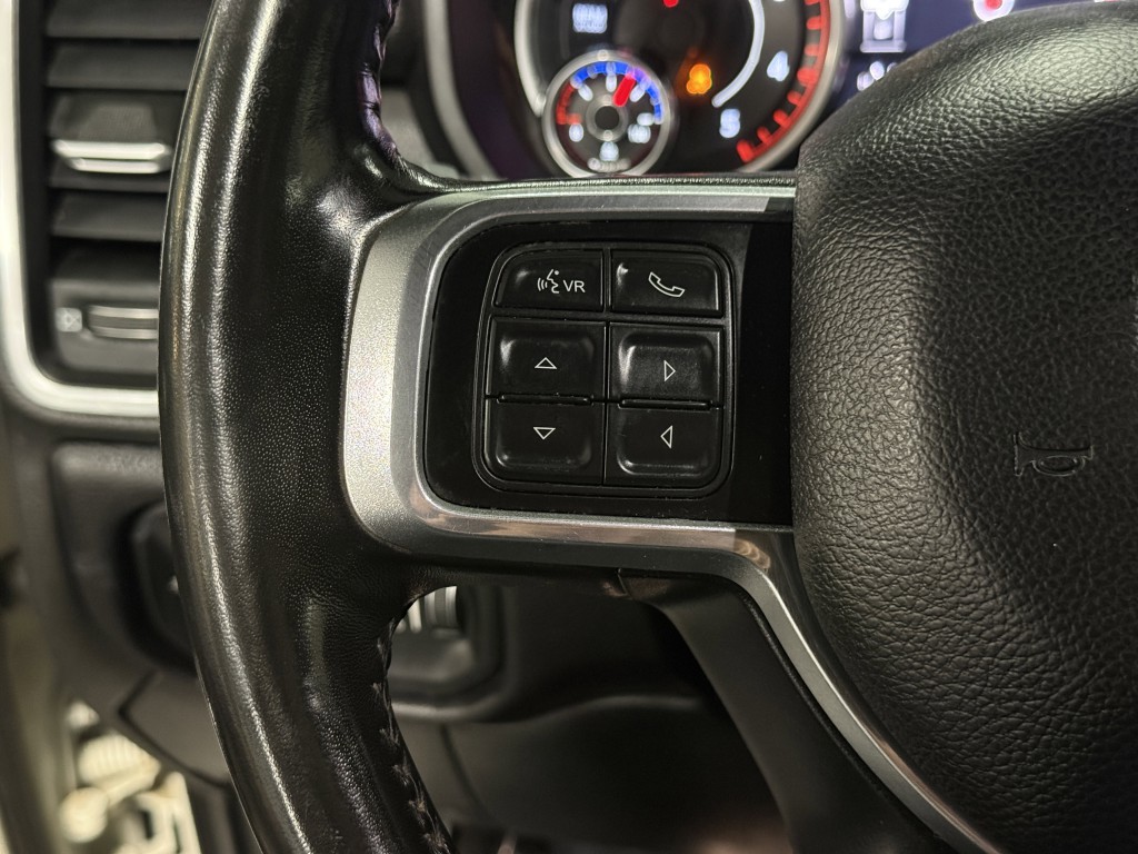 2021 RAM 3500 Image 16