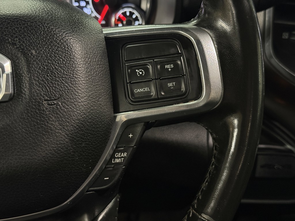 2021 RAM 3500 Image 17