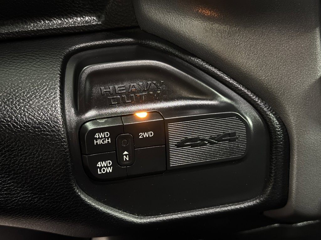 2021 RAM 3500 Image 21