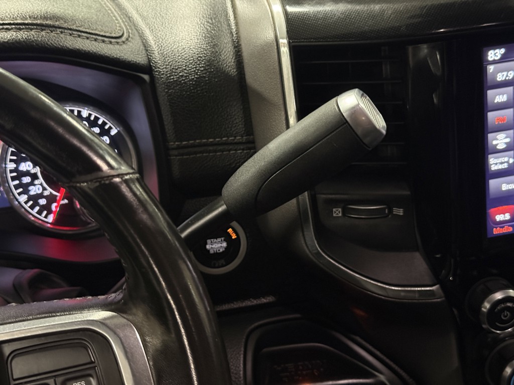 2021 RAM 3500 Image 23