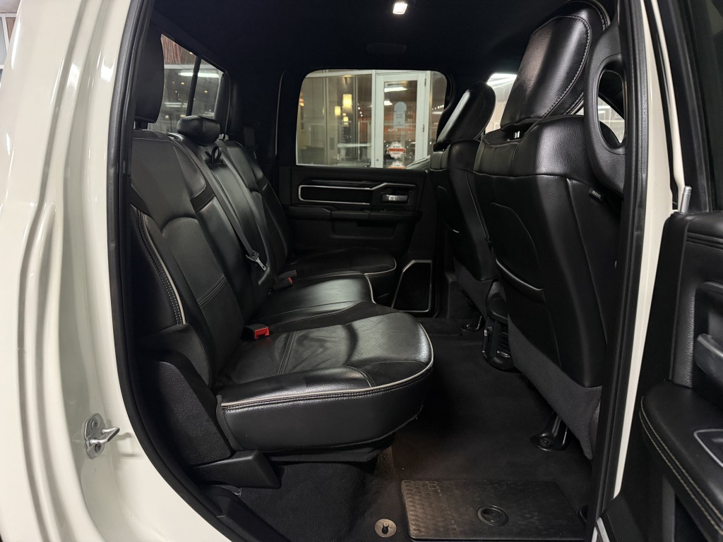 2021 RAM 3500 Image 29