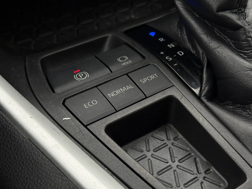 2021 Toyota Rav4 Image 24