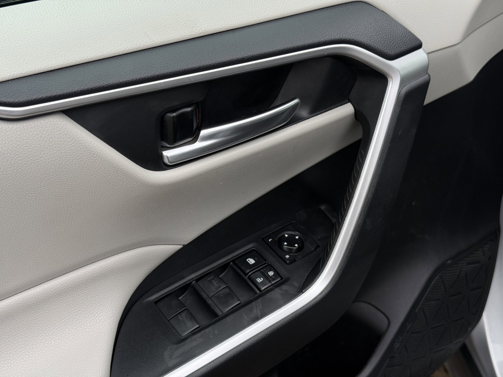 2021 Toyota Rav4 Image 26