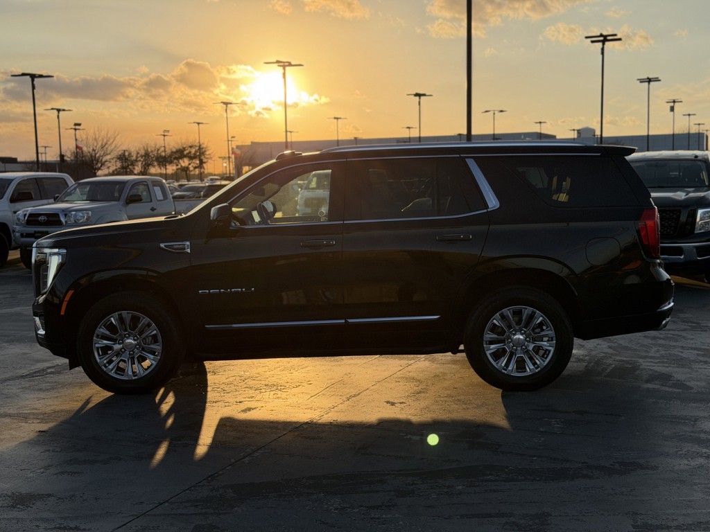 2025 GMC Yukon Image 11