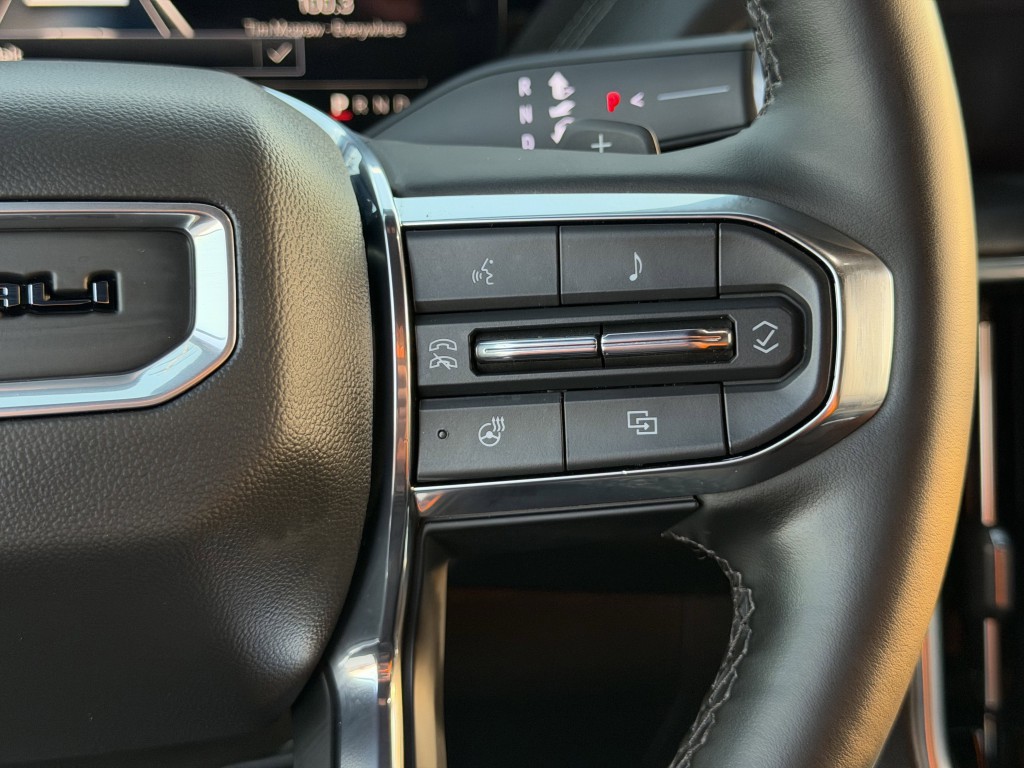 2025 GMC Yukon Image 18