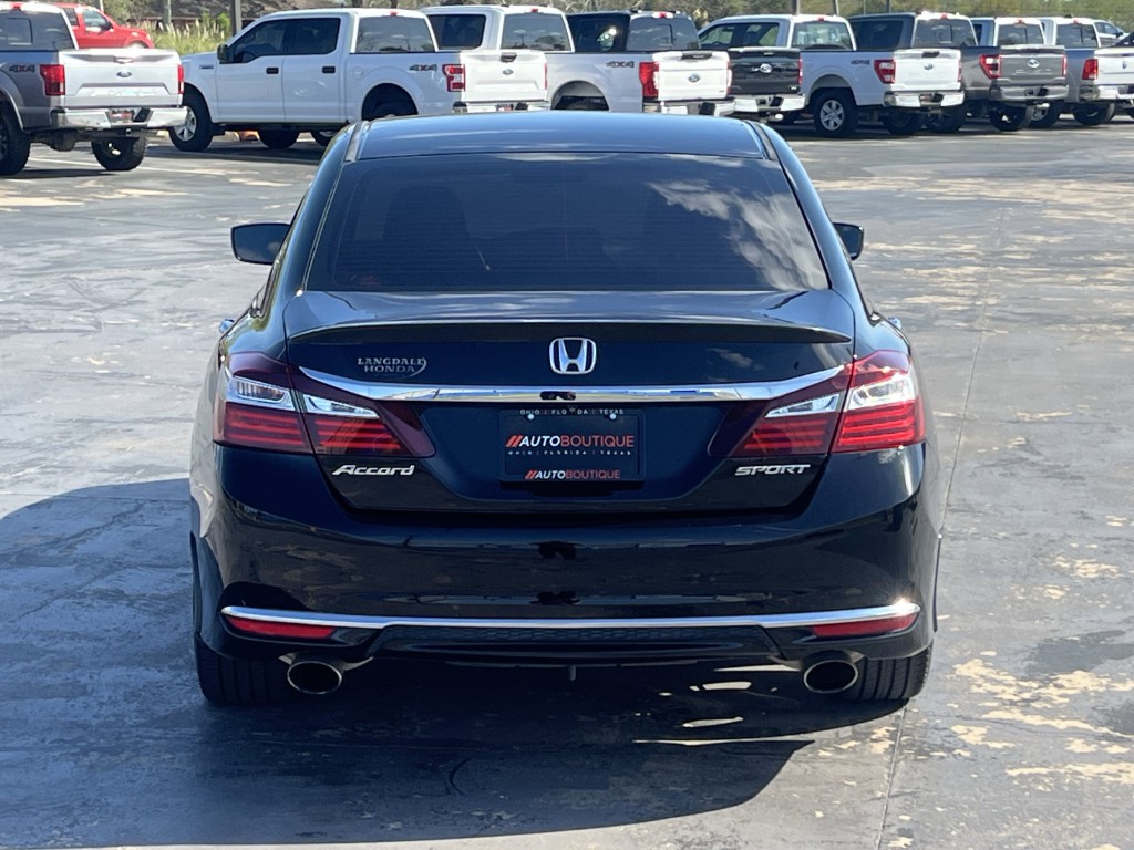 2017 Honda Accord Image 8