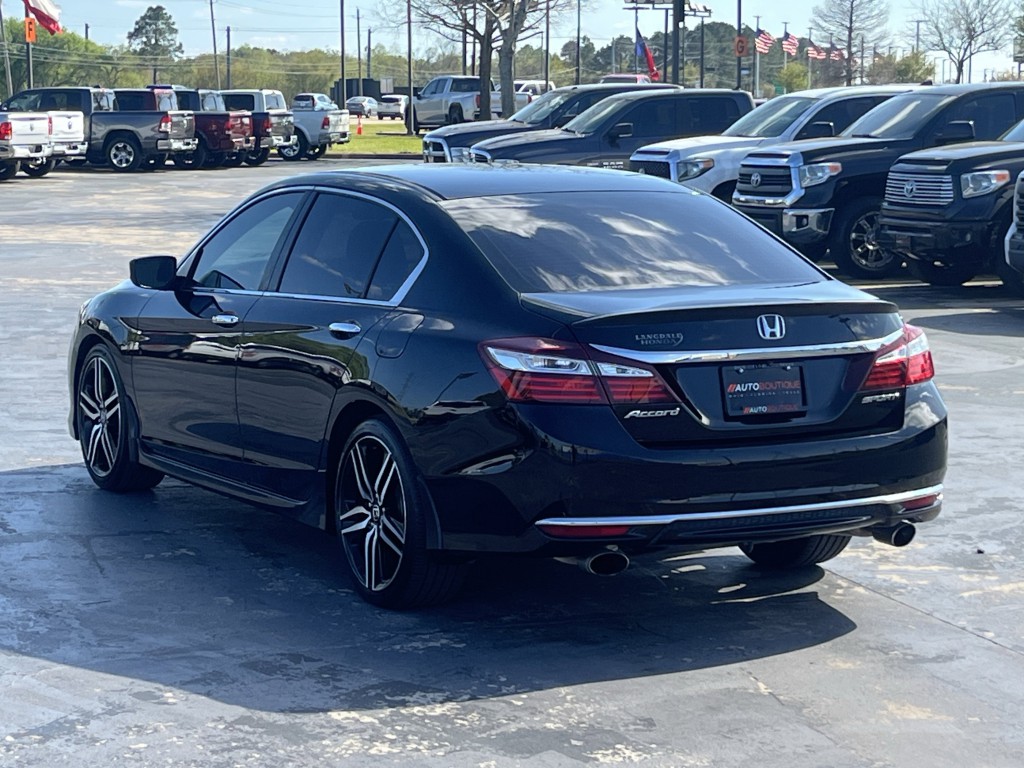 2017 Honda Accord Image 9