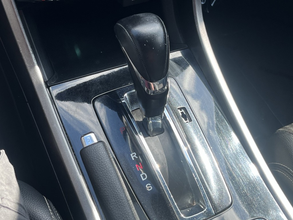 2017 Honda Accord Image 22