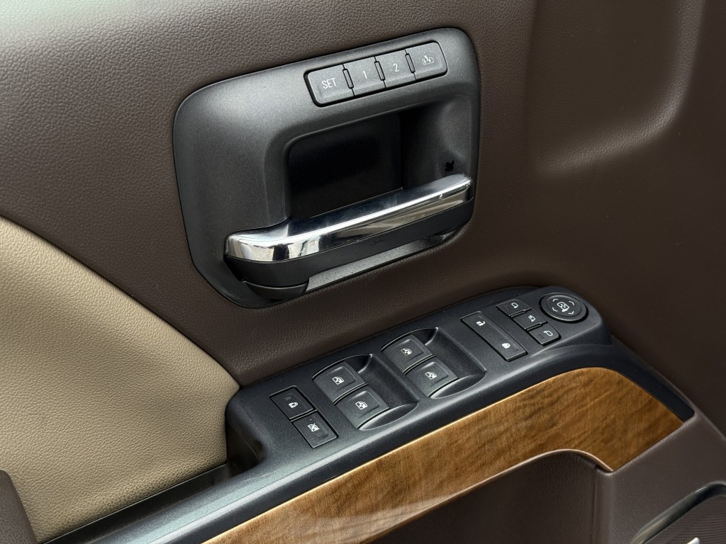 2017 Chevrolet Silverado 1500 Image 24