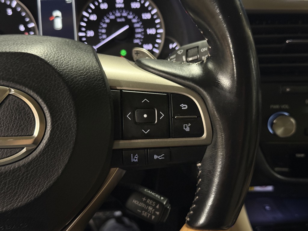 2022 Lexus RX Image 18