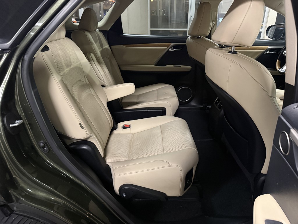 2022 Lexus RX Image 30