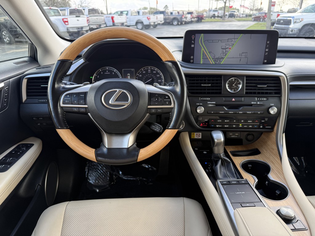 2022 Lexus RX Image 16