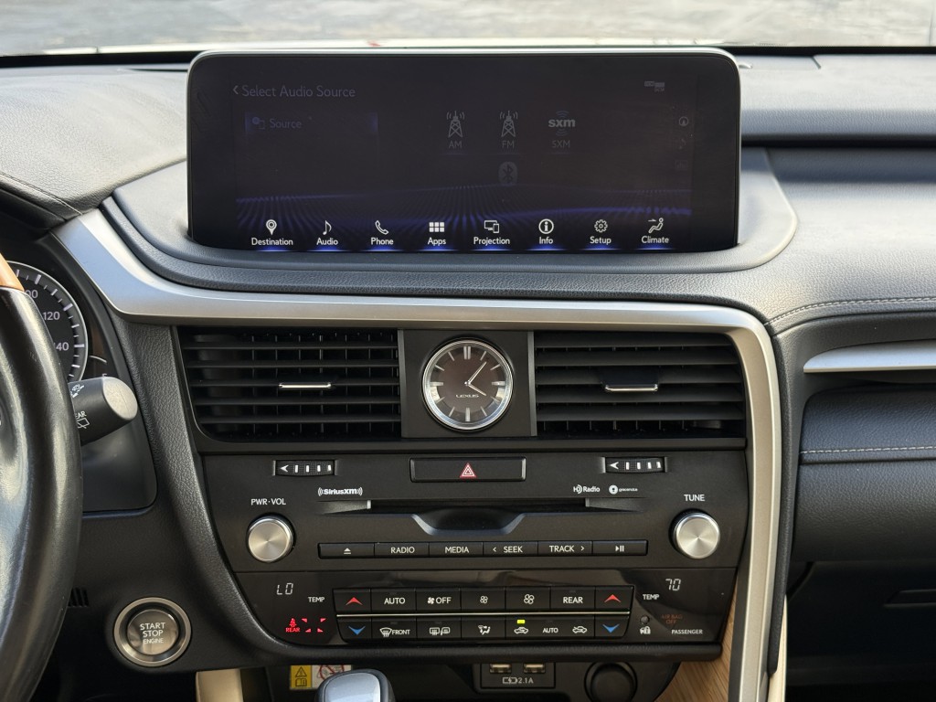 2022 Lexus RX Image 21