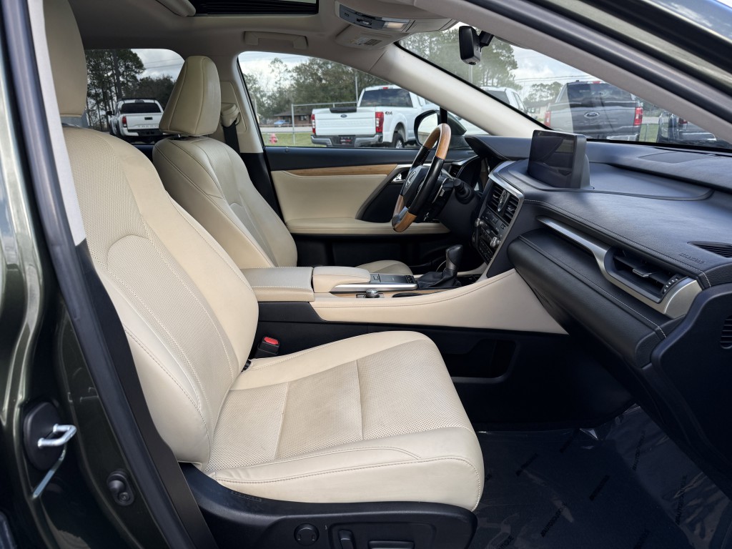 2022 Lexus RX Image 31