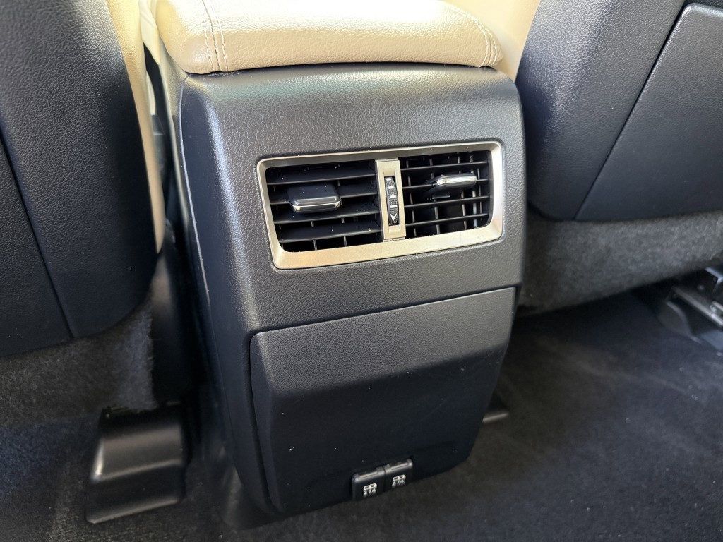 2022 Lexus RX Image 36