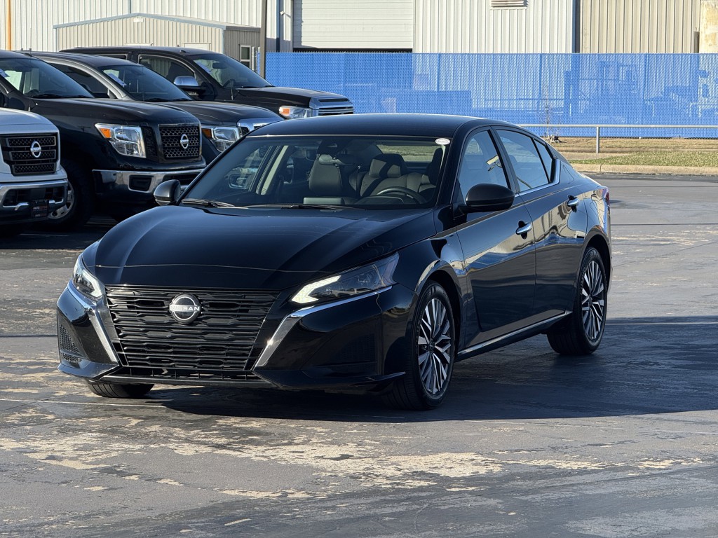 2024 Nissan Altima Image 5