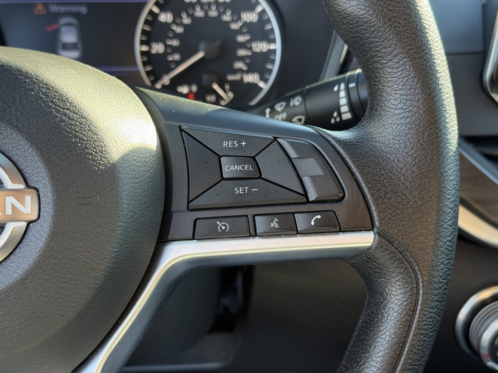 2024 Nissan Altima Image 17