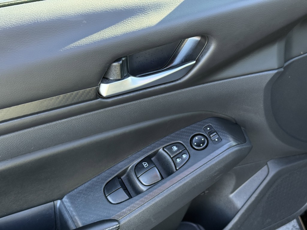 2024 Nissan Altima Image 23