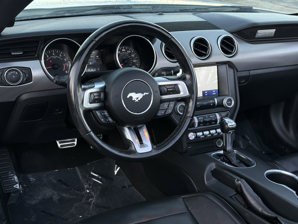 2023 Ford Mustang Image 18