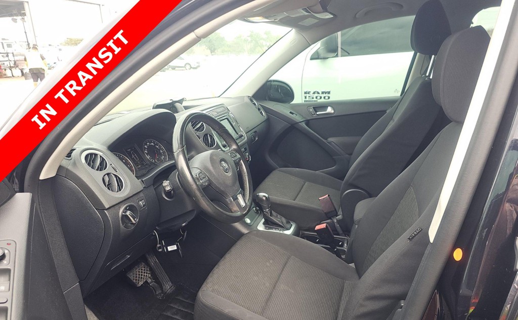 2017 Volkswagen Tiguan Image 8