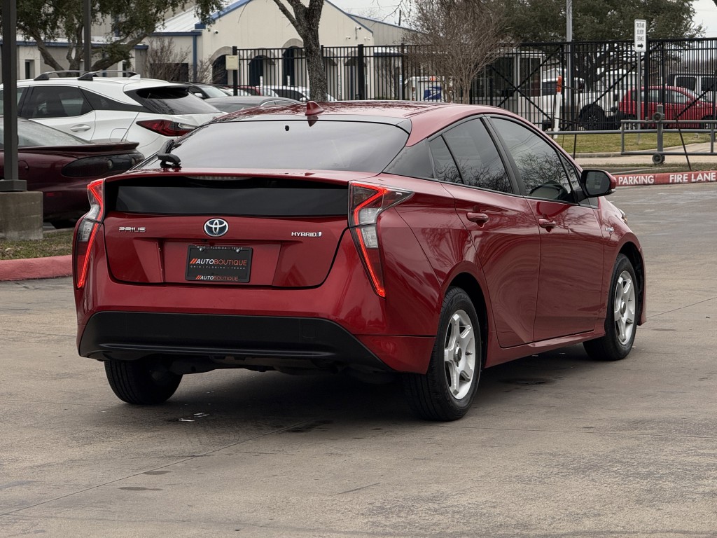 2016 Toyota Prius Image 10