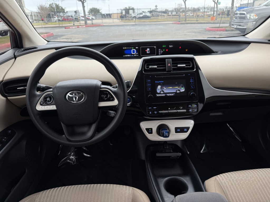 2016 Toyota Prius Image 14