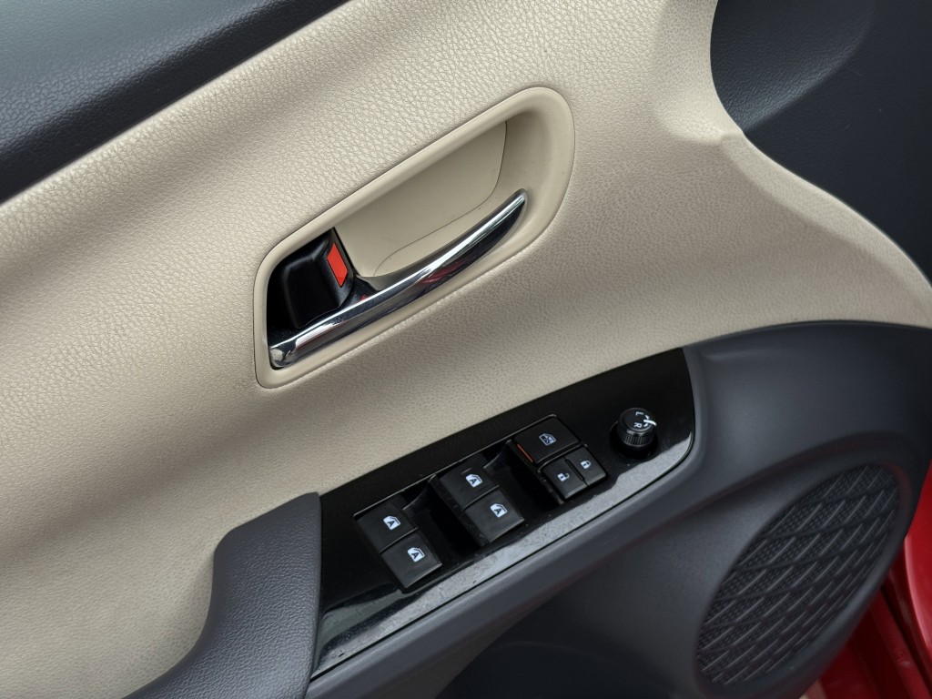 2016 Toyota Prius Image 21