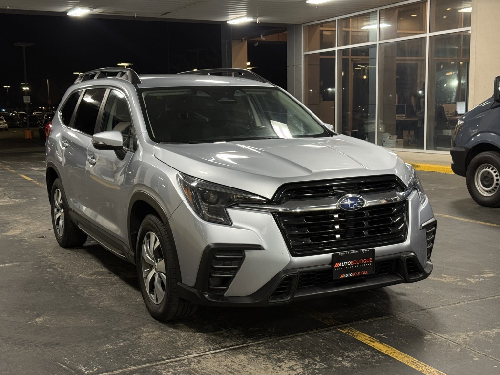 2023 Subaru Ascent Image 3