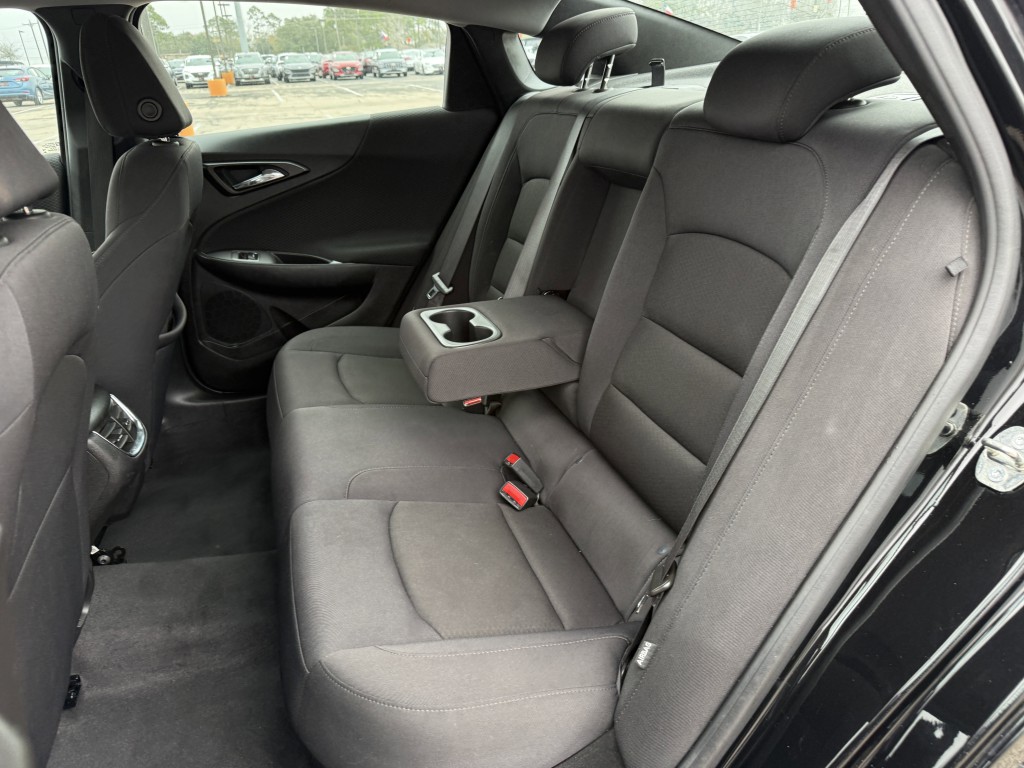 2023 Chevrolet Malibu Image 30