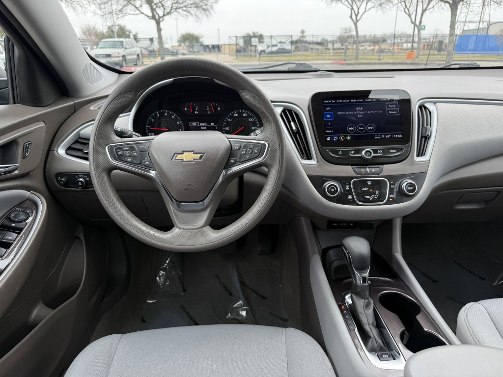 2024 Chevrolet Malibu Image 14