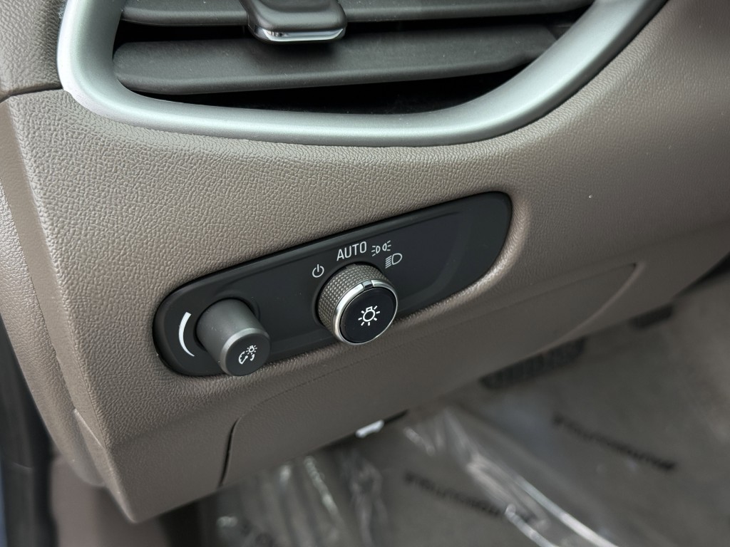 2024 Chevrolet Malibu Image 24