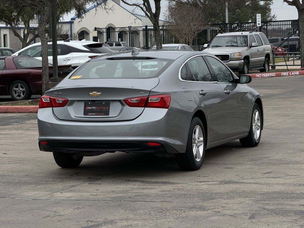 2023 Chevrolet Malibu Image 9