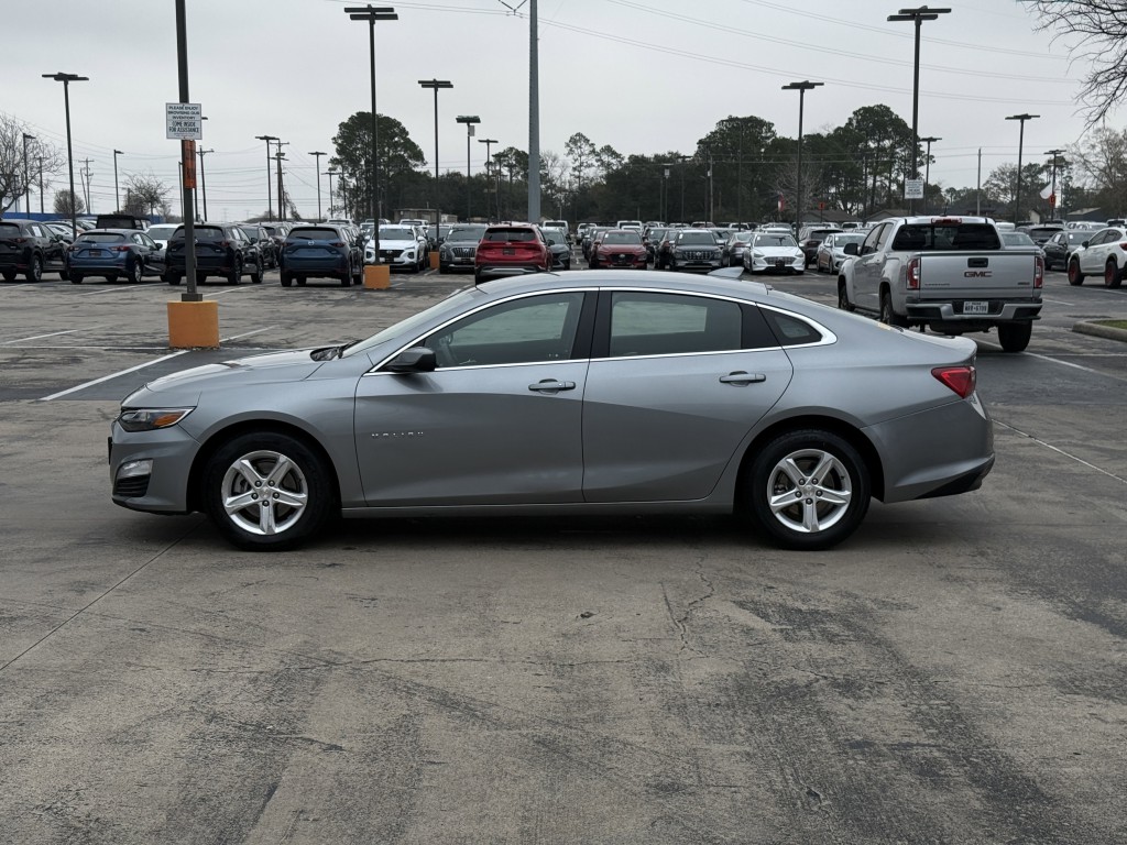 2023 Chevrolet Malibu Image 10