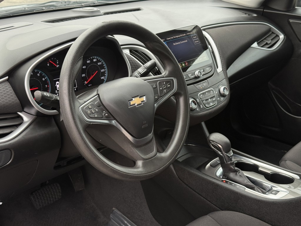 2023 Chevrolet Malibu Image 12