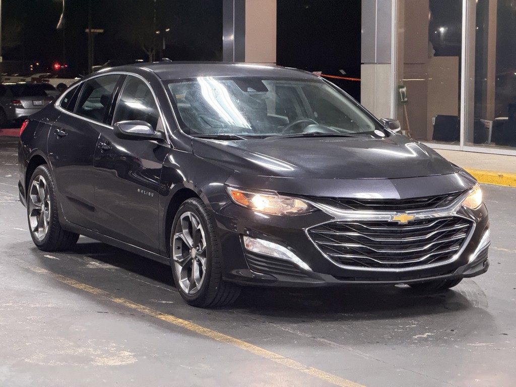 2023 Chevrolet Malibu Image 3