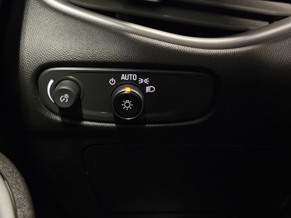 2023 Chevrolet Malibu Image 21