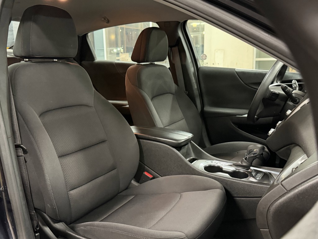2023 Chevrolet Malibu Image 24