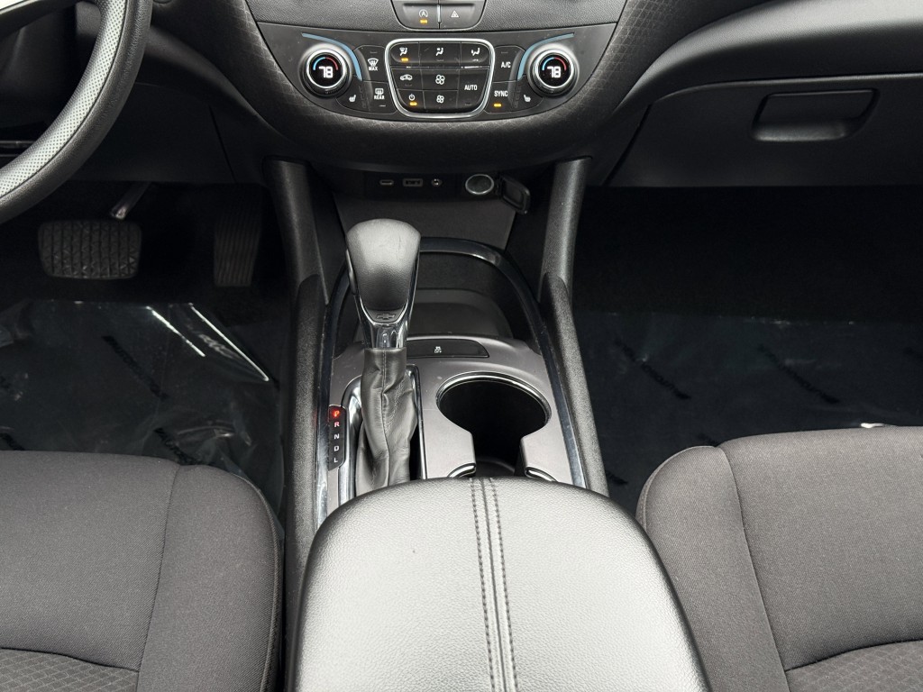 2023 Chevrolet Malibu Image 22