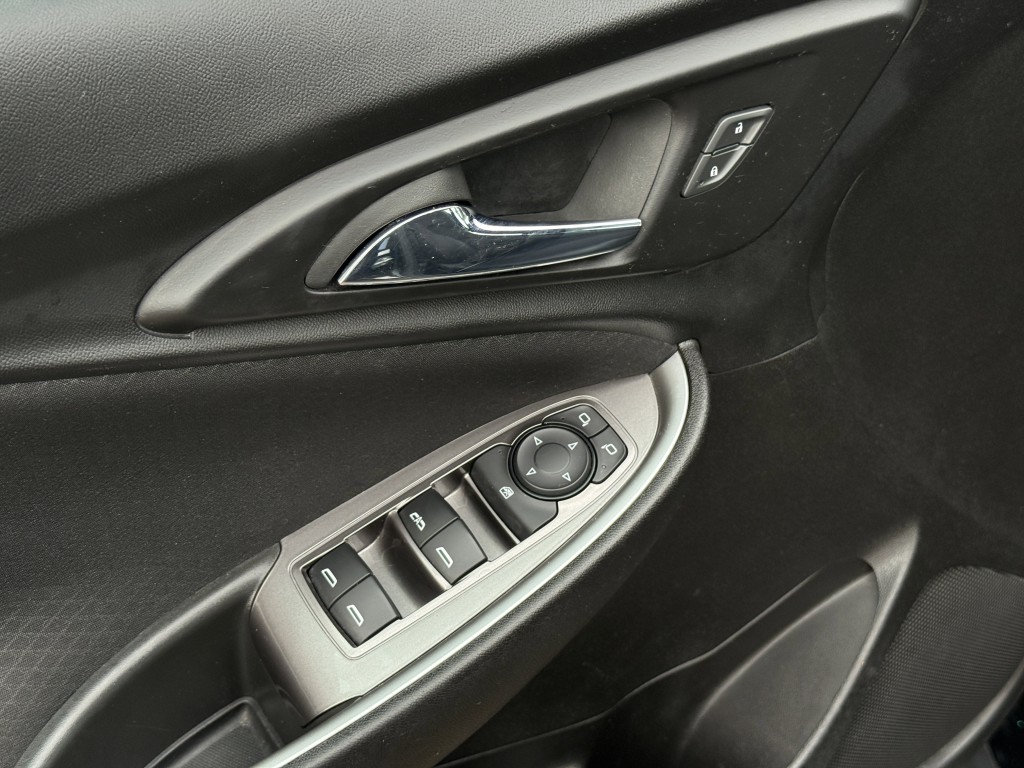 2023 Chevrolet Malibu Image 23