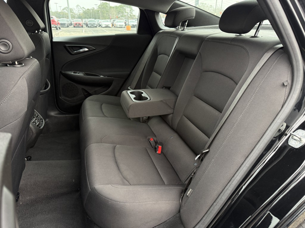 2023 Chevrolet Malibu Image 30