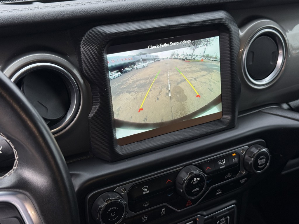 2022 Jeep Wrangler Image 23