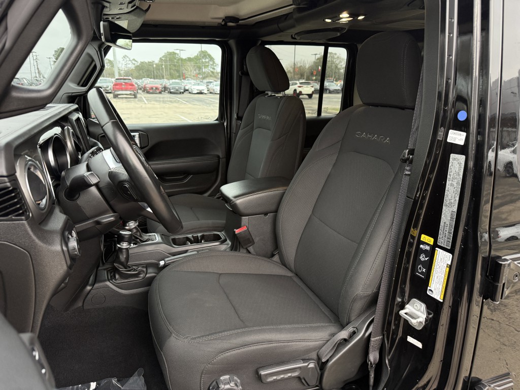 2022 Jeep Wrangler Image 27